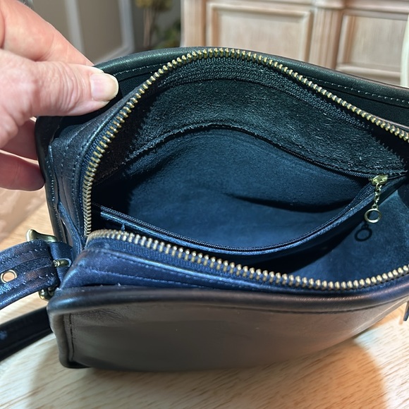 Vintage COACH Legacy Bag Number 9168 - Picture 10 of 15